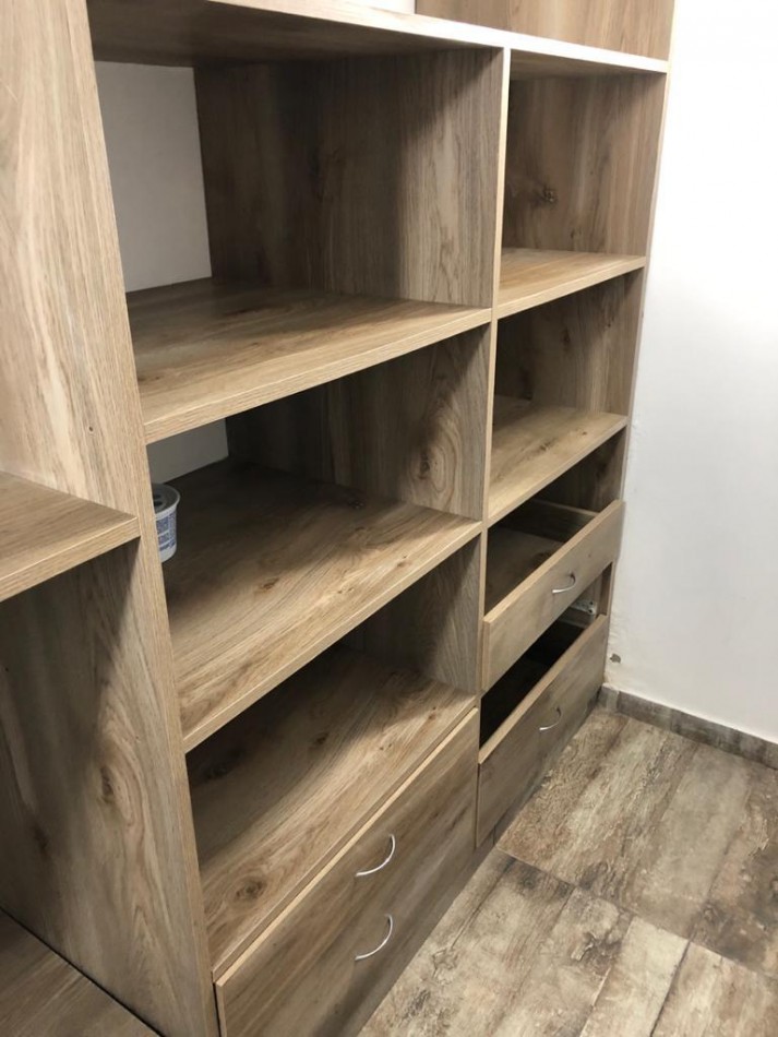 Lindisima casa con pileta en magnifico entorno de bosque