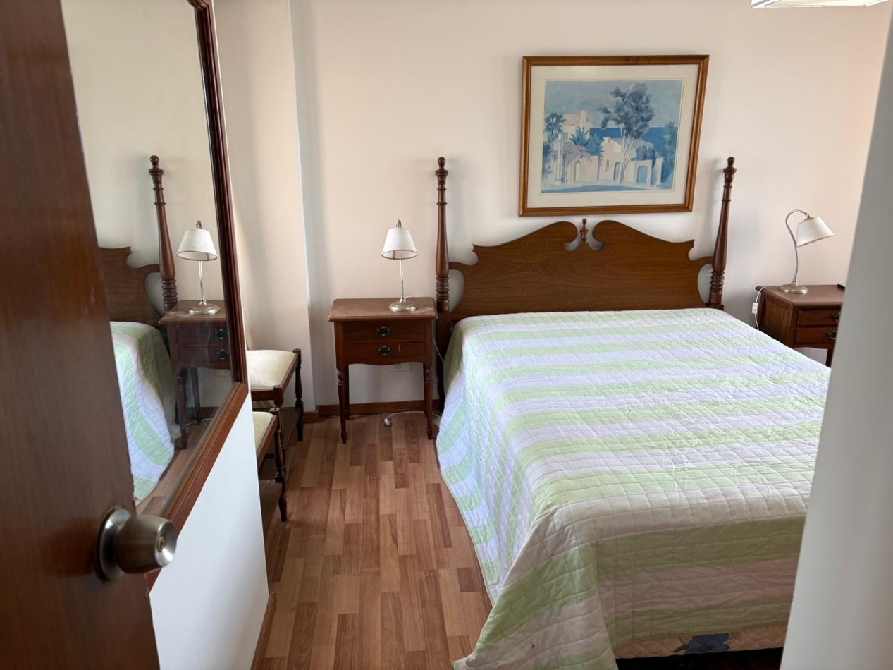 Departamento en Pinamar centro, piso alto, con maravillosa vista al mar