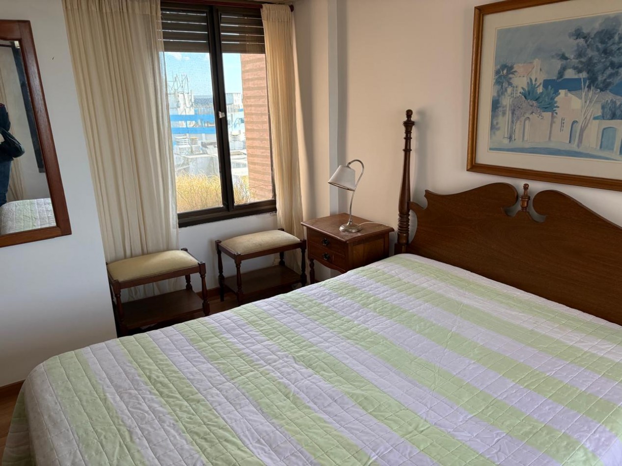 Departamento en Pinamar centro, piso alto, con maravillosa vista al mar