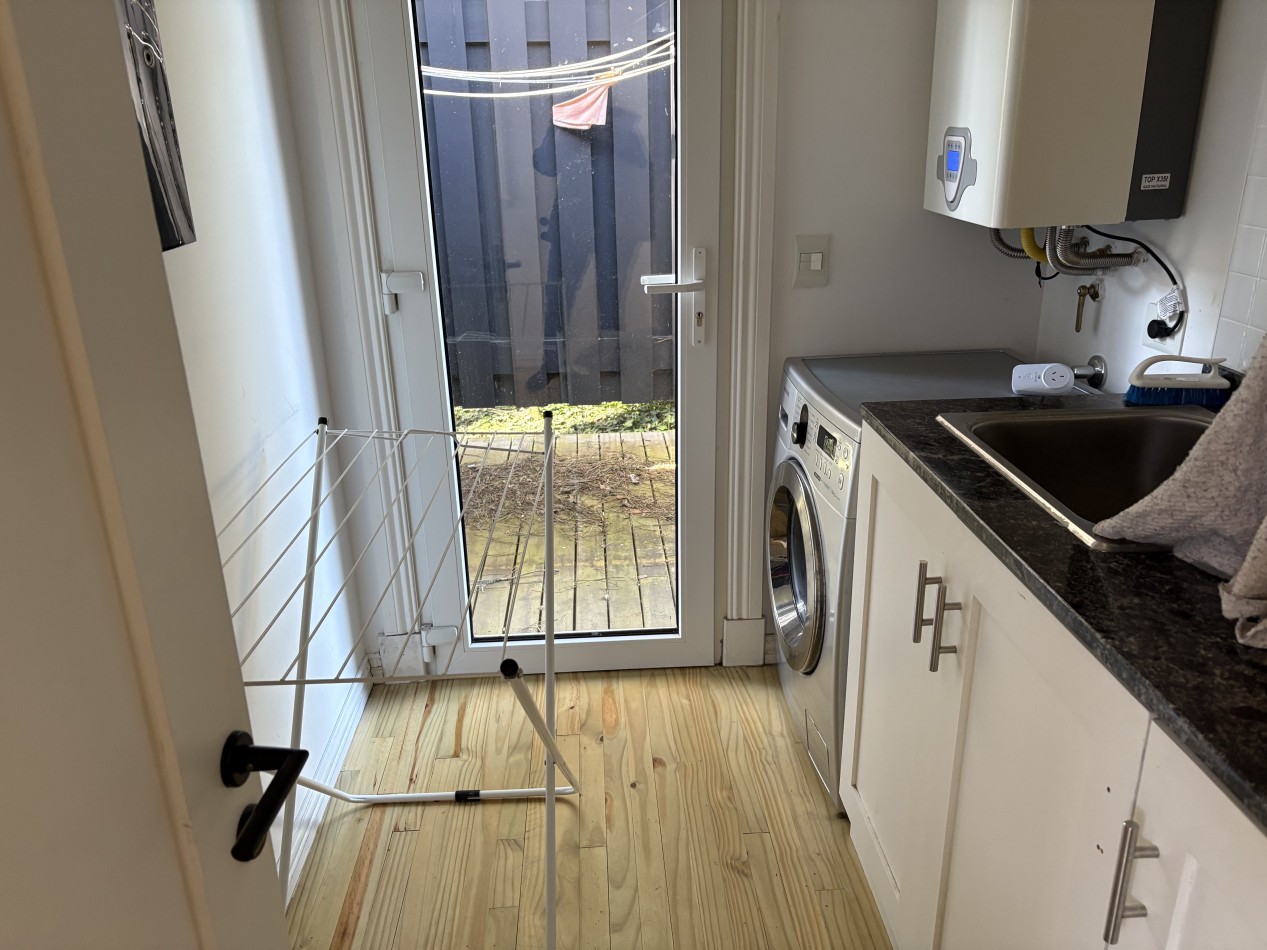 Excelente casa, nueva y moderna, espaciosa con parrillla y hermosas vistas.