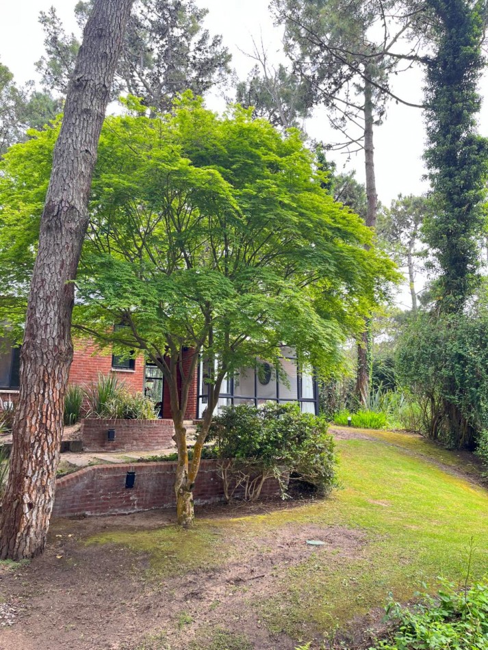 Esplendida casa a tres cuadras del mar y 5 del centro