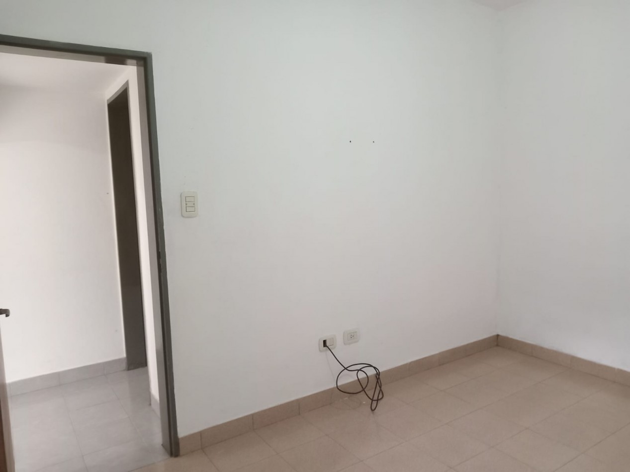 DOS AMBIENTES CON PATIO EN ALQUILER EN BELLA VISTA