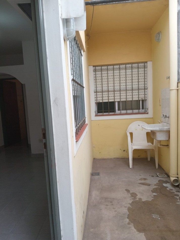 DOS AMBIENTES CON PATIO EN ALQUILER EN BELLA VISTA