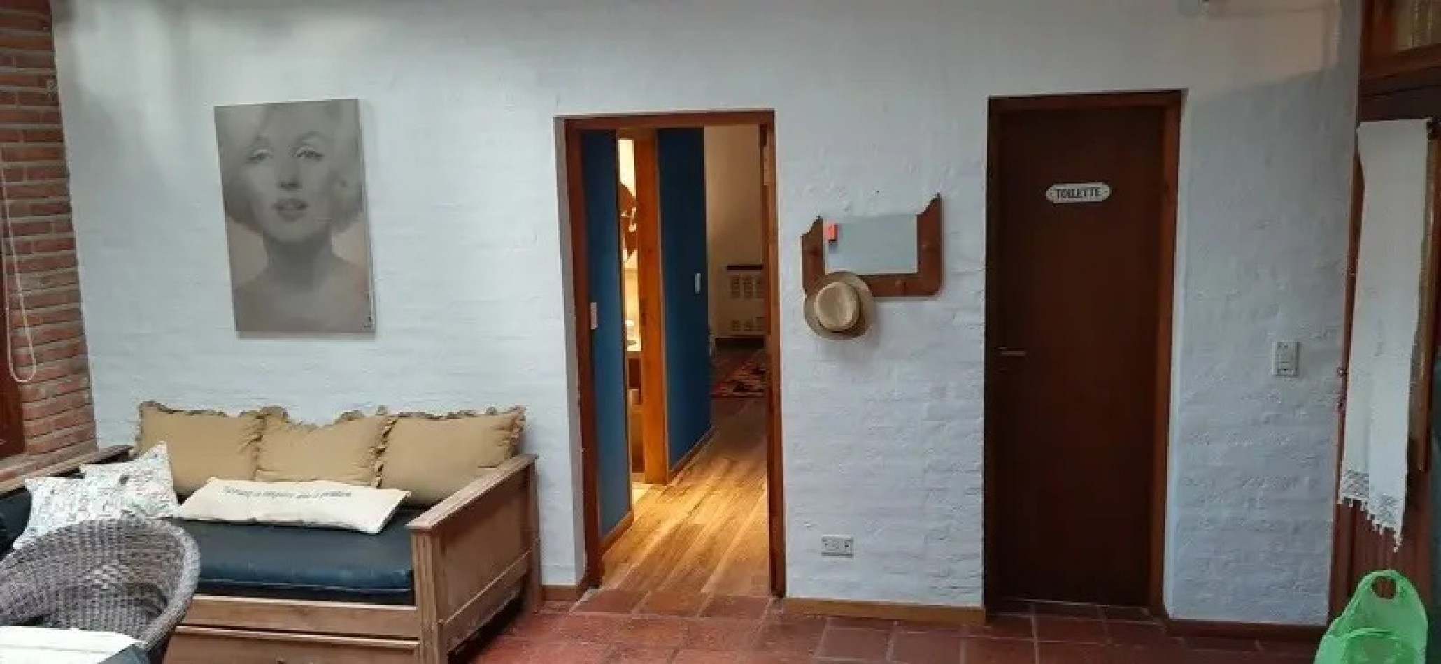 Excelente casa con pileta en el bosque de Carilo