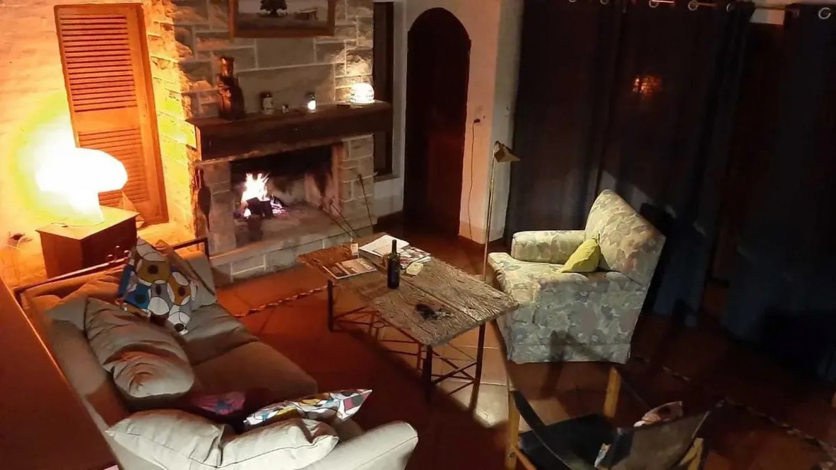 Excelente casa con pileta en el bosque de Carilo