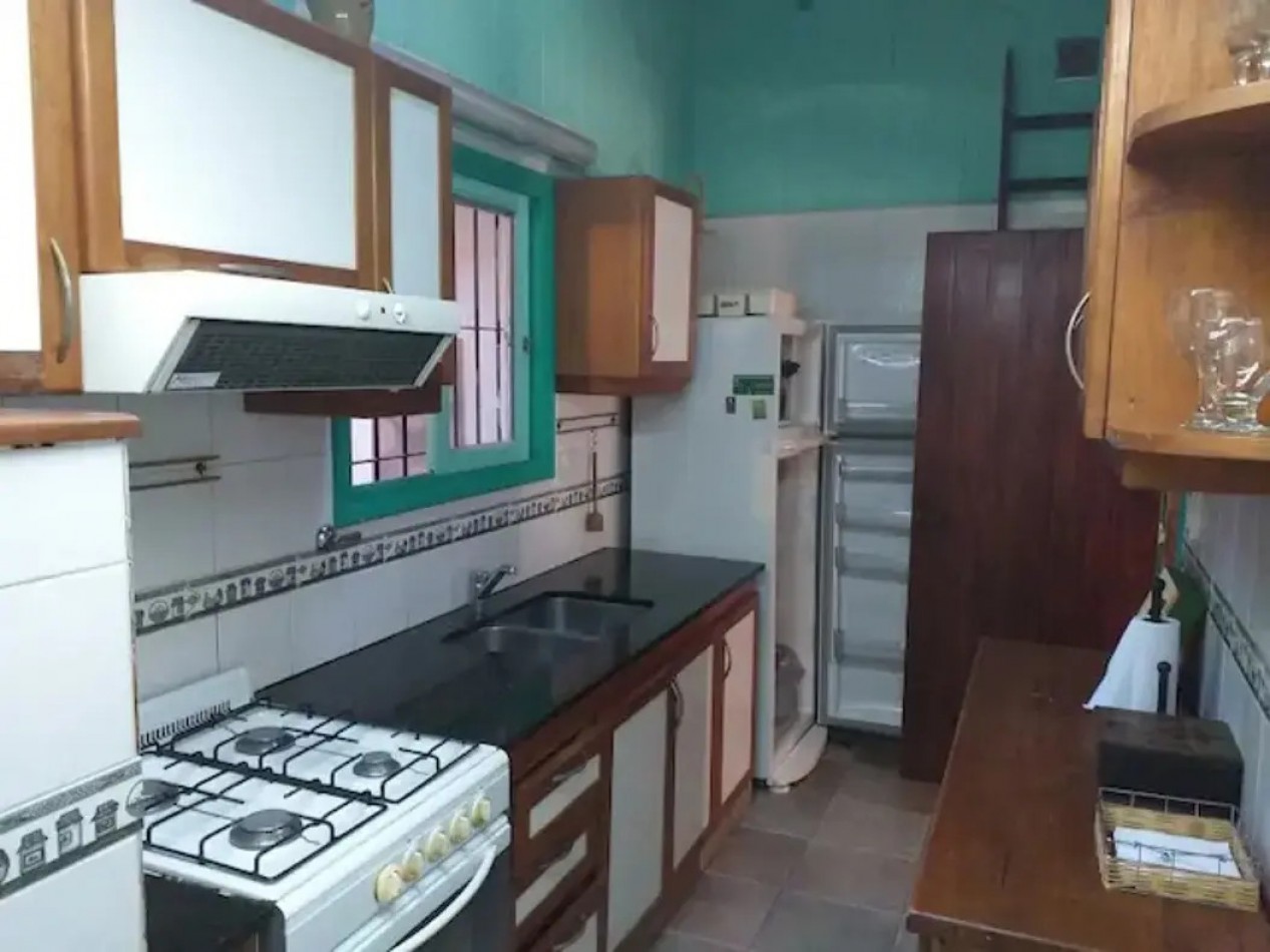 Excelente casa con pileta en el bosque de Carilo