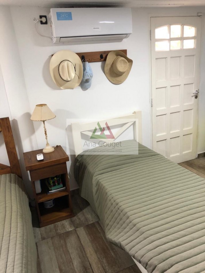 Lindisima casa con pileta en magnifico entorno de bosque