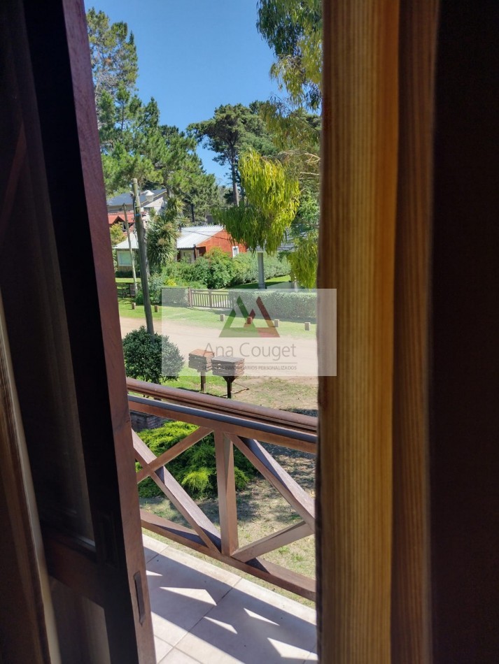 Excelente casa en Valeria del Mar para 6 personas cerca de la playa y del centro