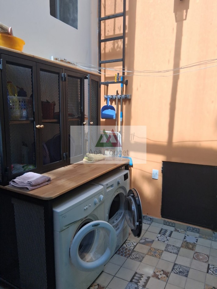 Hermosisima casa en Liniers, lista para entrar!