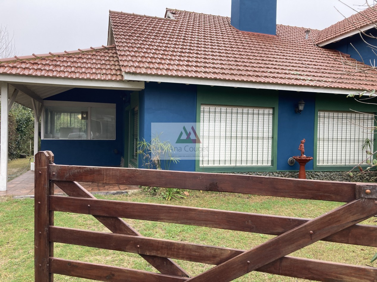Muy linda casa a metros del mar