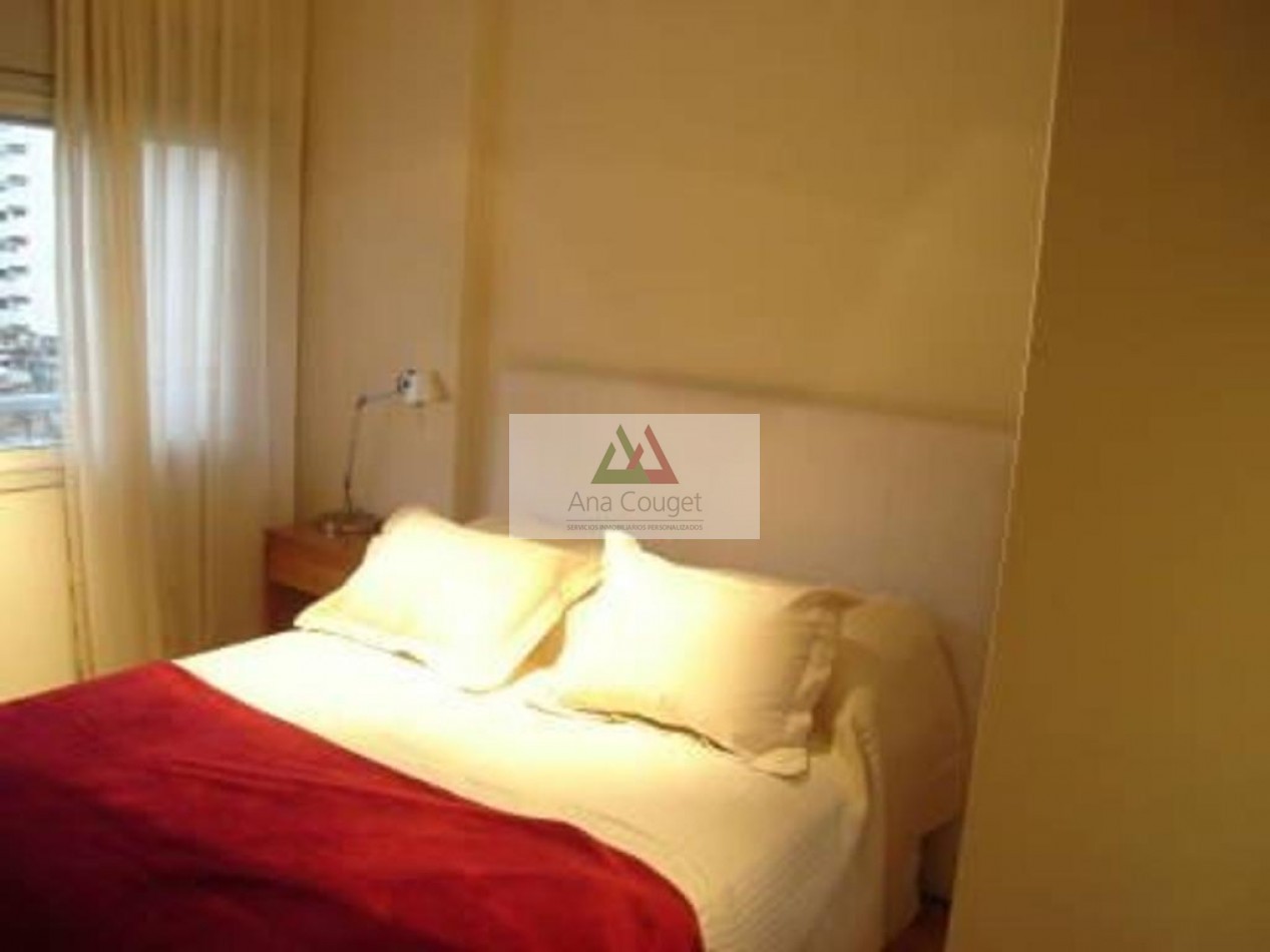 Dos ambientes equipado en edificio torre con amenities y vigilancia.-