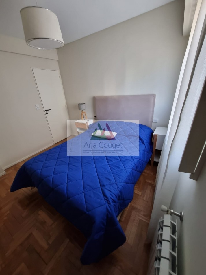 Departamento con cochera reciclado a nuevo, impecable. 