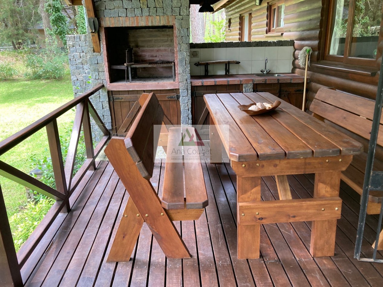 Pintoresca cabaña en el bosque de Carilo