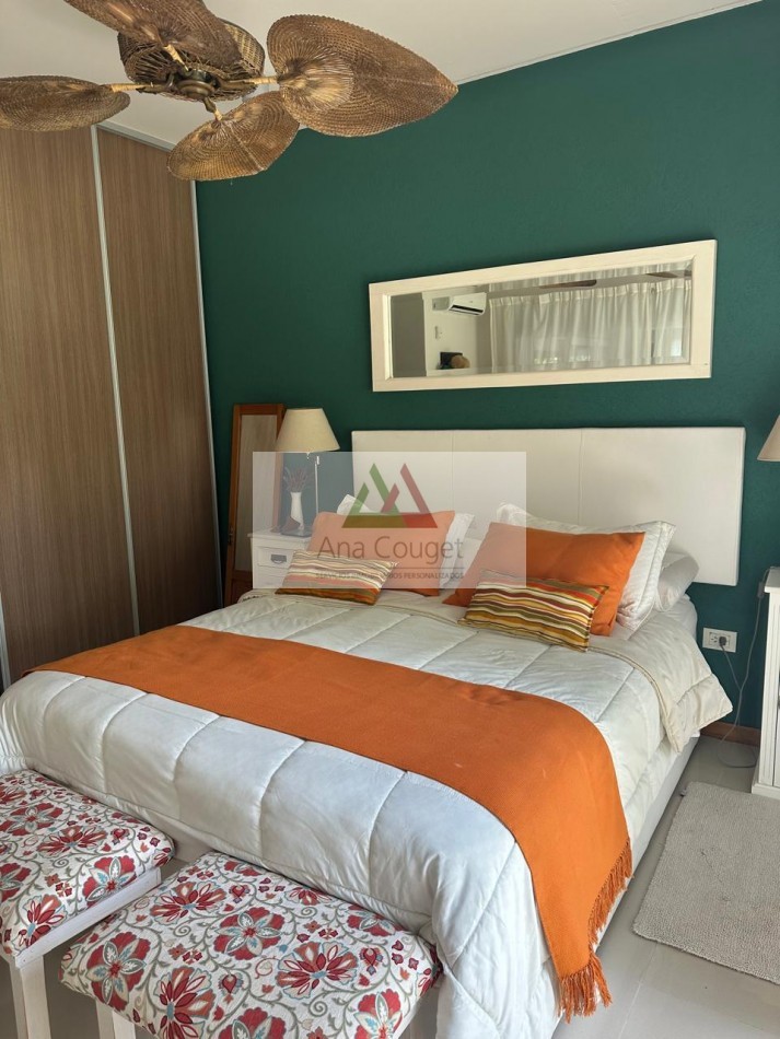 Impecable casa en Carilo, lista para entrar!