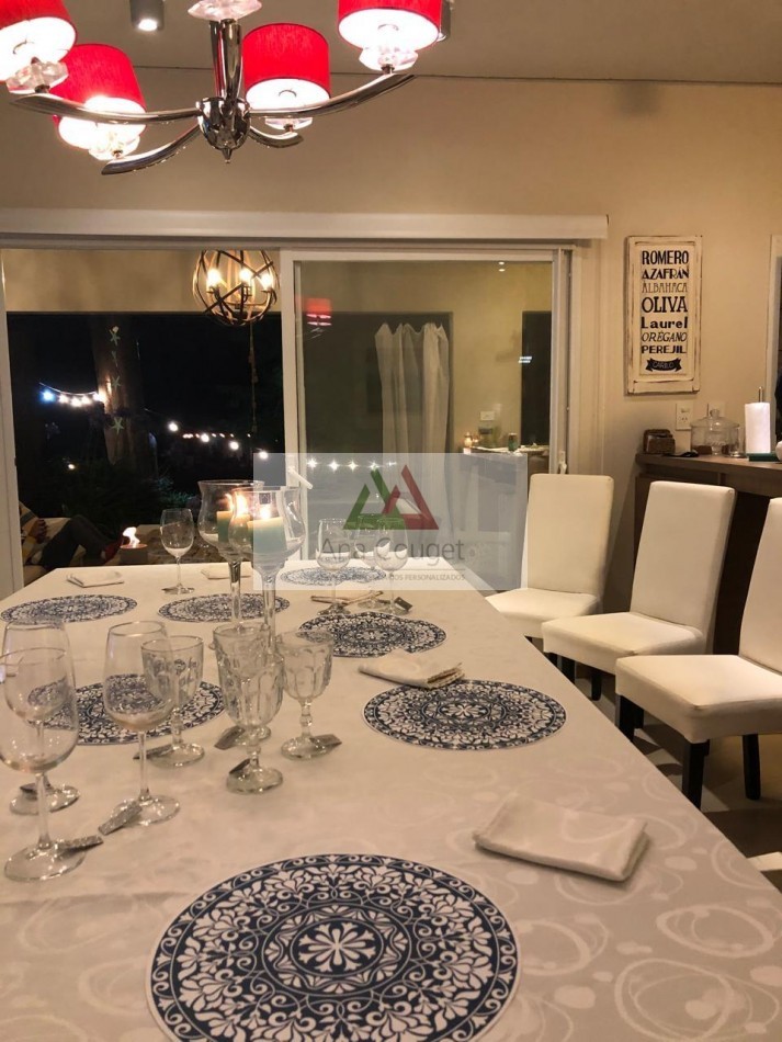 Impecable casa en Carilo, lista para entrar!
