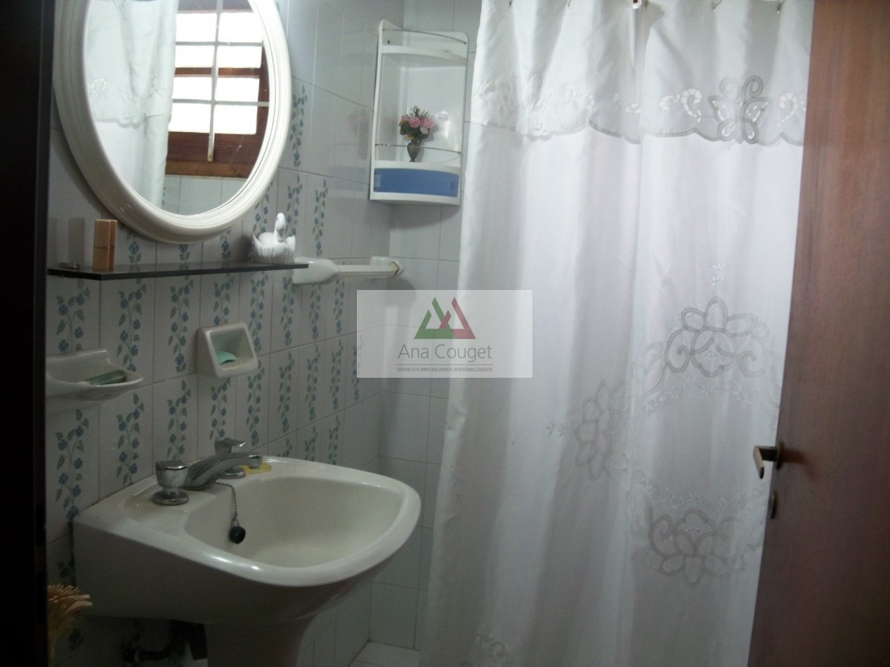 Casa en excelente ubicacion a 4 cuadras del mar
