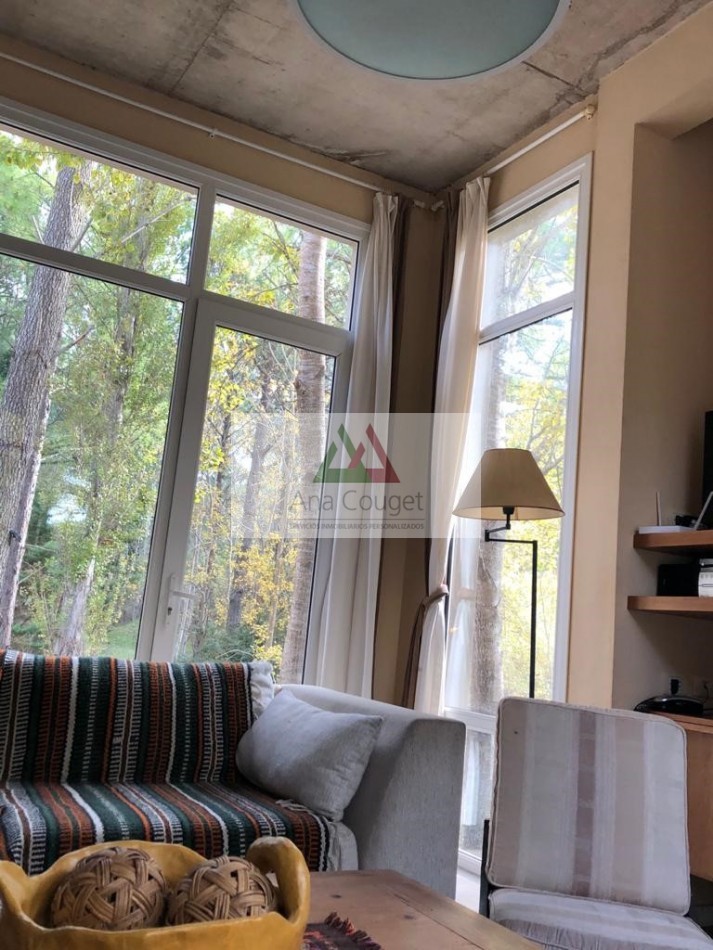 Lindisima casa con pileta en el bosque de Carilo.